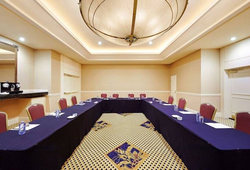 Stamford Plaza Sydney Airport Hotel & Conference Centre