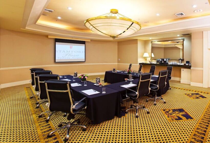 Stamford Plaza Sydney Airport Hotel & Conference Centre