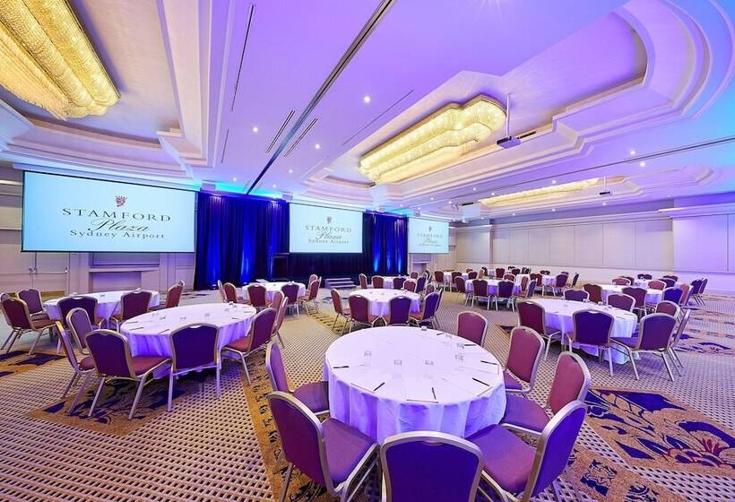 Stamford Plaza Sydney Airport Hotel & Conference Centre