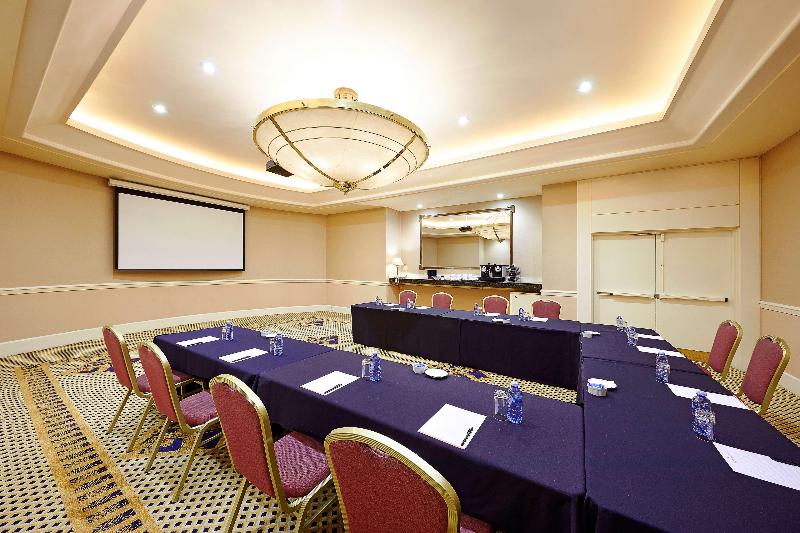 Stamford Plaza Sydney Airport Hotel & Conference Centre
