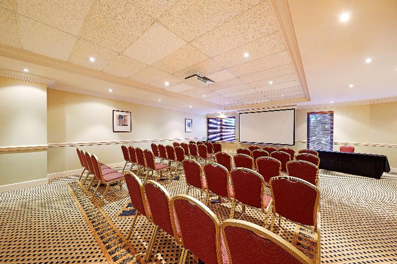 Stamford Plaza Sydney Airport Hotel & Conference Centre