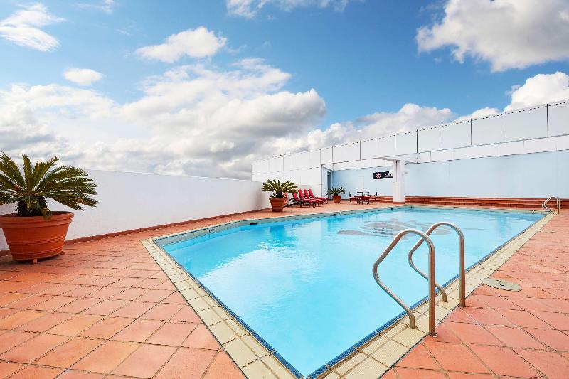 Stamford Plaza Sydney Airport Hotel & Conference Centre