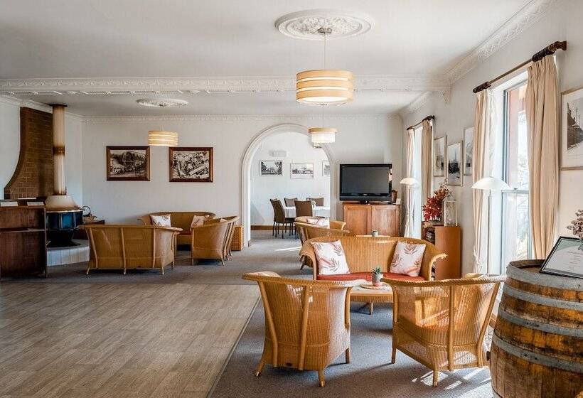 בית מלון כפרי The Henry Parkes Tenterfield