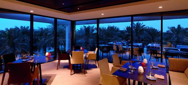 هتل The Ritzcarlton, Bahrain