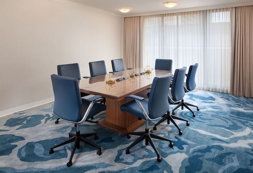 Отель The Westin Oaks Houston At The Galleria