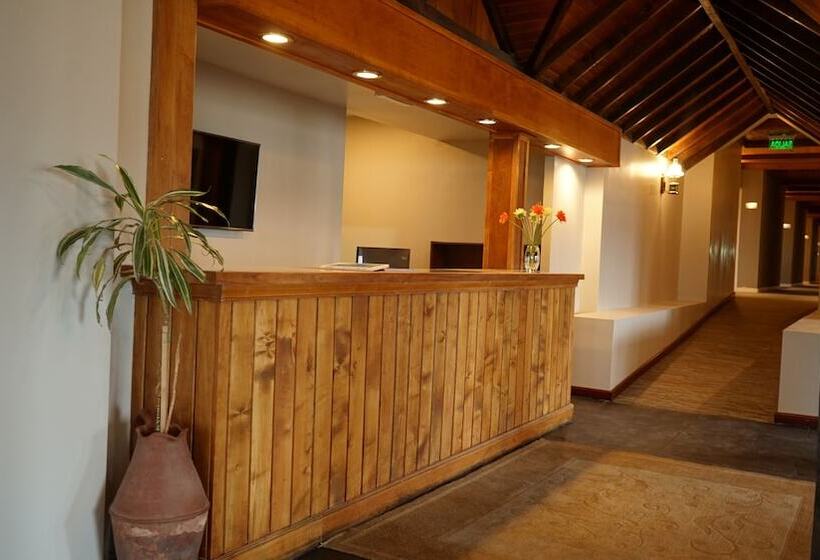 ホテル Tolkeyen Ushuaia