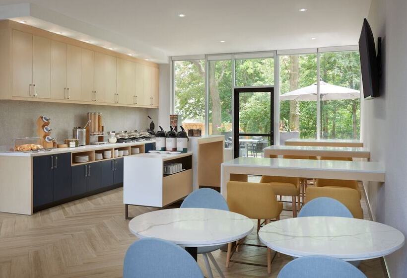 בית מלון כפרי Towneplace Suites By Marriott Toronto Oakville