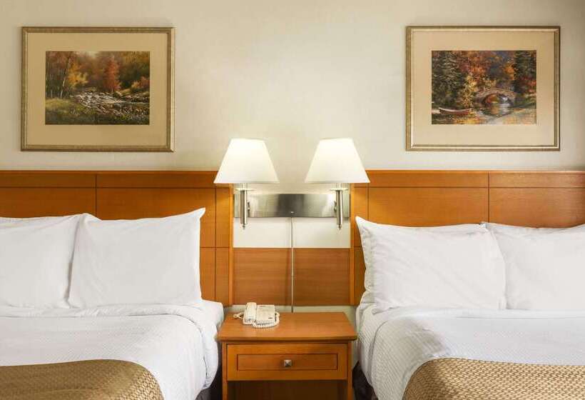 فندق Travelodge By Wyndham Edmonton East