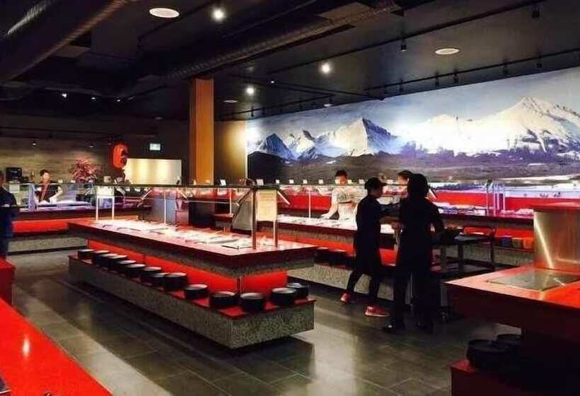 فندق Travelodge By Wyndham Edmonton East