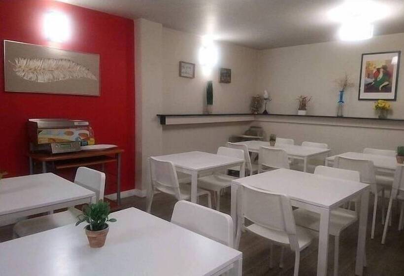 فندق Travelodge By Wyndham Edmonton East