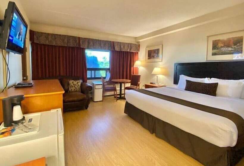 فندق Travelodge By Wyndham Edmonton East