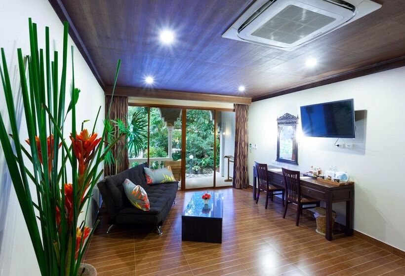 Отель Tropica Bungalow Beach