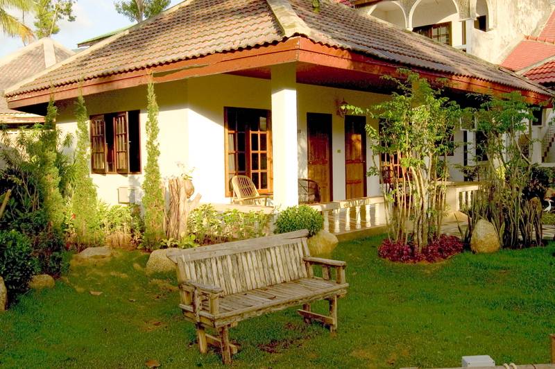 Отель Tropica Bungalow Beach