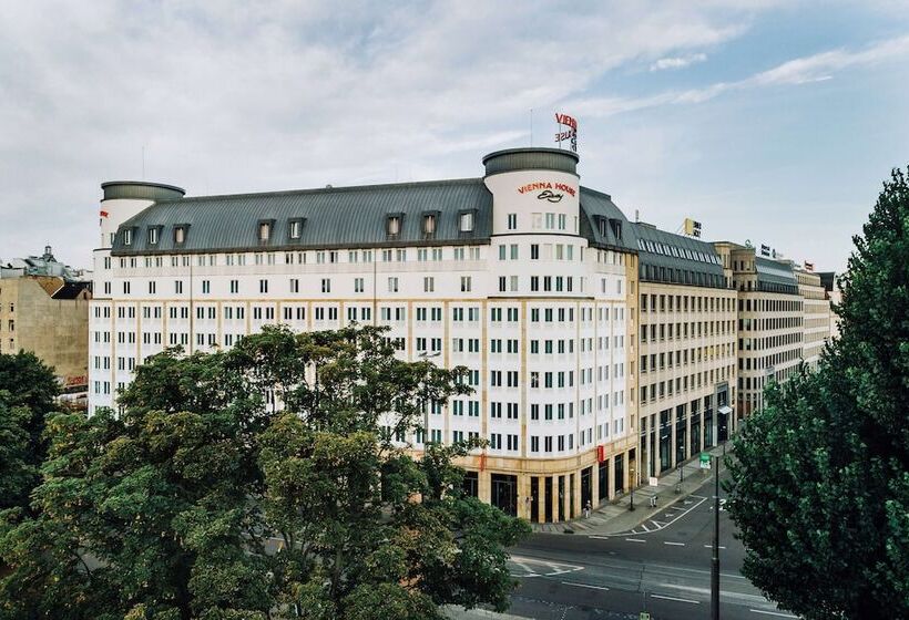 Отель Vienna House Easy By Wyndham Leipzig