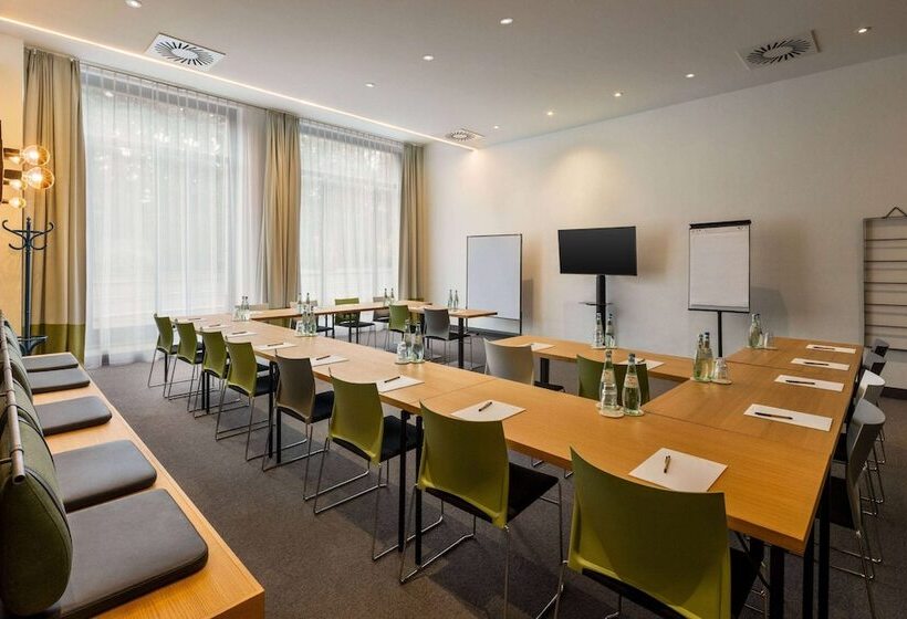 Отель Vienna House Easy By Wyndham Leipzig