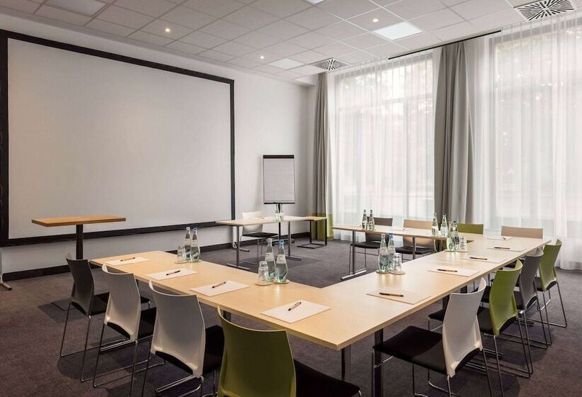 هتل Vienna House Easy By Wyndham Leipzig