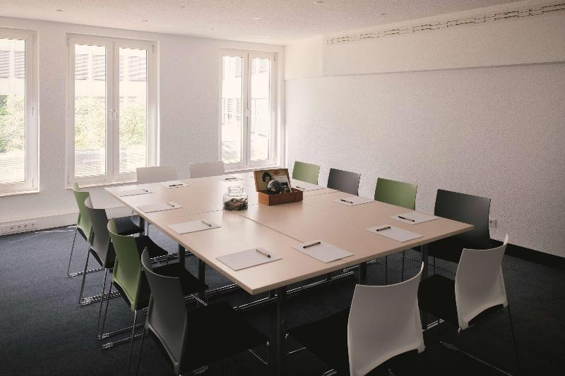 هتل Vienna House Easy By Wyndham Leipzig