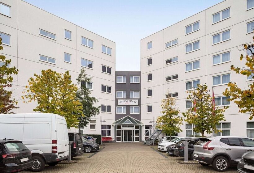 בית מלון כפרי Vienna House Easy By Wyndham Neckarsulm