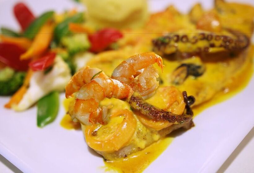 هتل Yotau All Suites