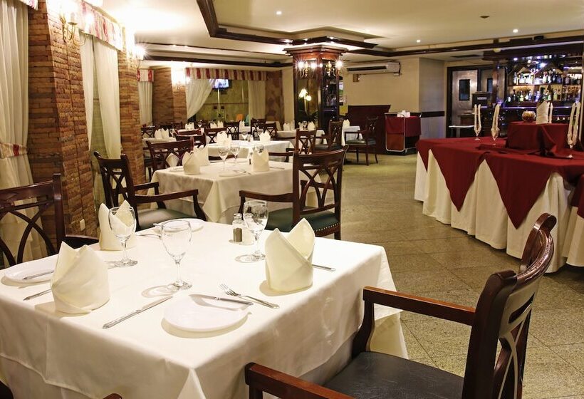 هتل Yotau All Suites