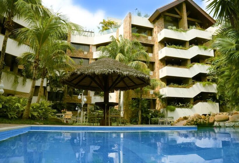 هتل Yotau All Suites