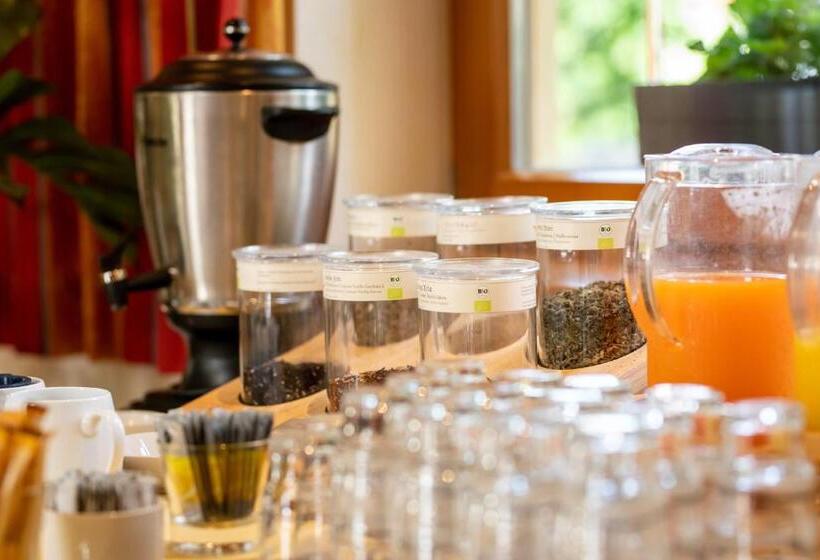 ホテル Zum Steinhof