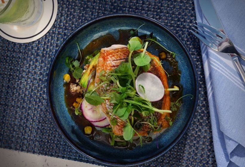 La Playa Beach & Golf Resort, A Noble House Resort