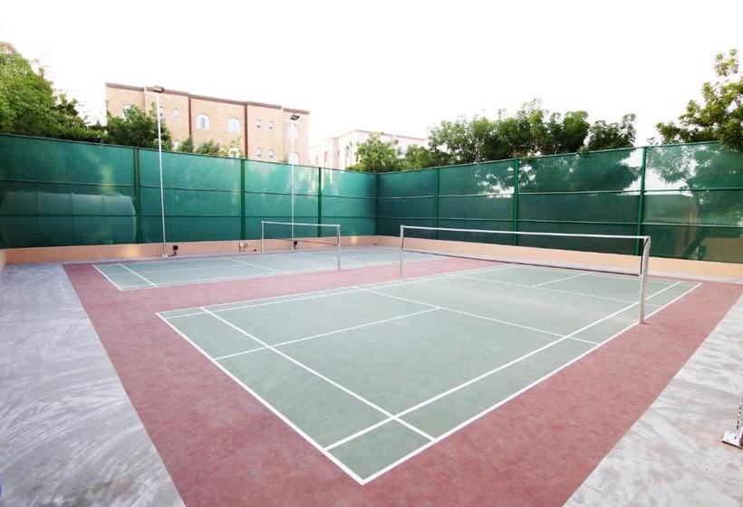 هتل Majan Continental