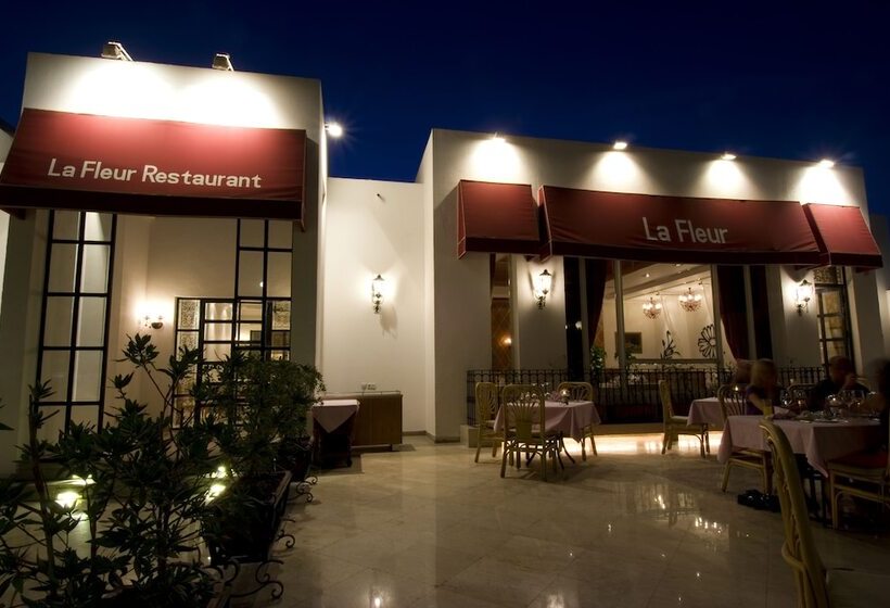 Maritim Jolie Ville Resort & Casino