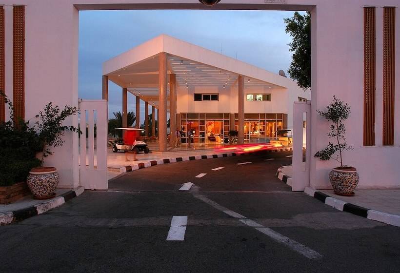 Maritim Jolie Ville Resort & Casino