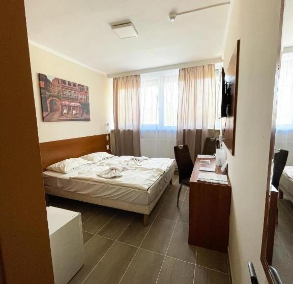 öreg Tó Hotel és Rendezvénytér