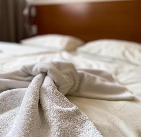 öreg Tó Hotel és Rendezvénytér