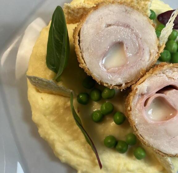 öreg Tó Hotel és Rendezvénytér