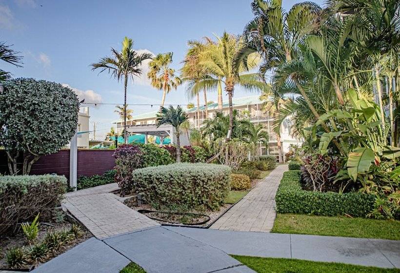 Seven Mile Beach Resort & Club