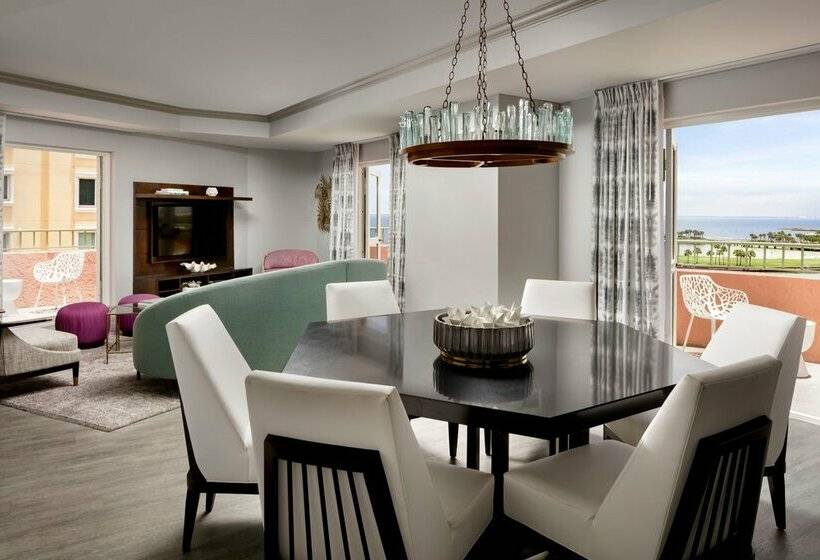 The Vinoy Resort & Golf Club, Autograph Collection