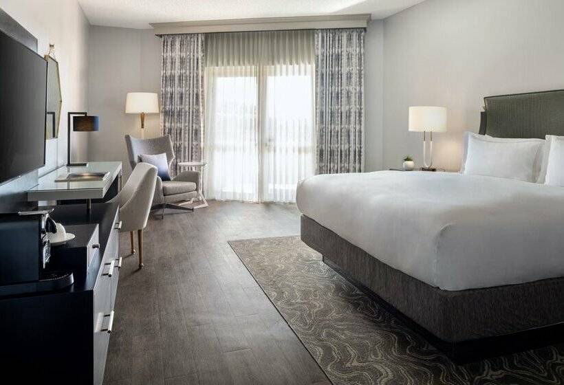 The Vinoy Resort & Golf Club, Autograph Collection