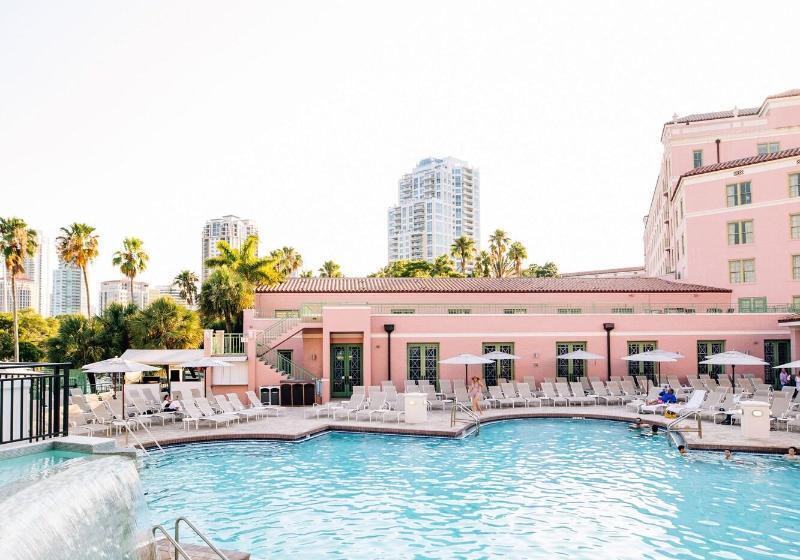 The Vinoy Resort & Golf Club, Autograph Collection