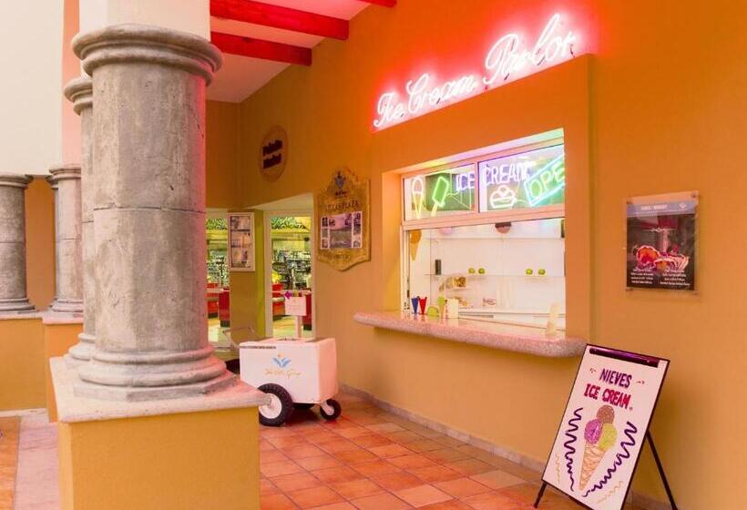 Villa Del Palmar Beach Resort & Spa