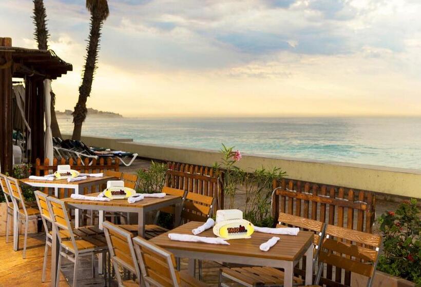 Villa Del Palmar Beach Resort & Spa