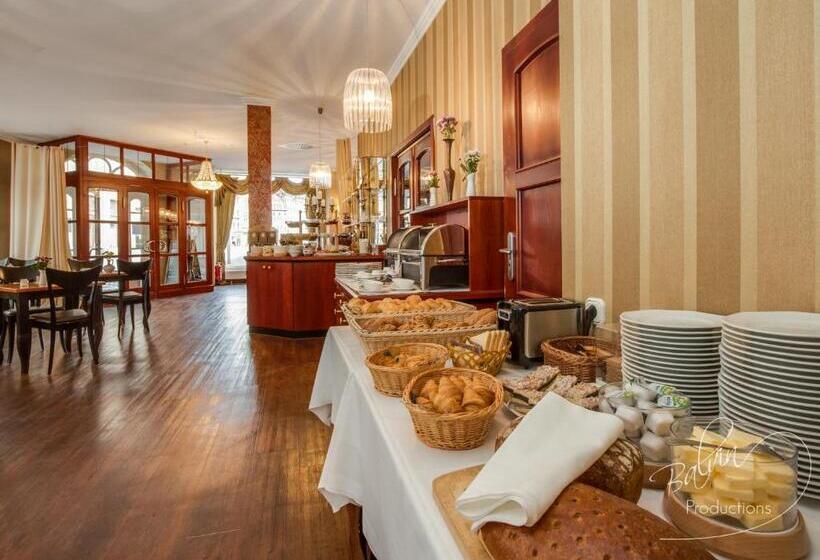 Akzent Hotel Am Goldenen Strauss