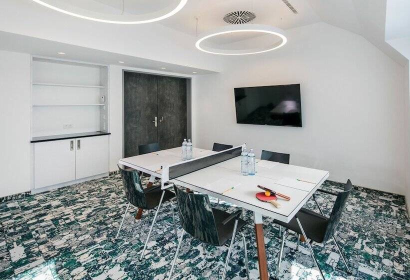 Arcotel Donauzentrum Wien