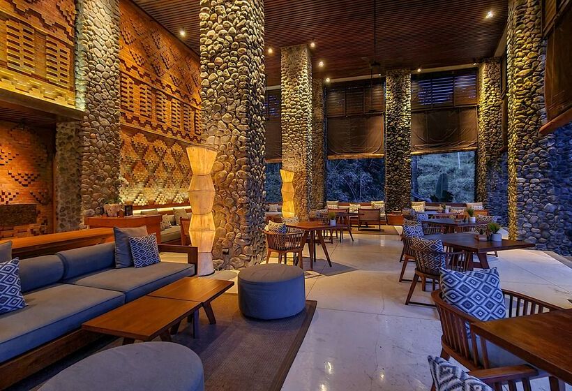 בית מלון כפרי Alila Ubud