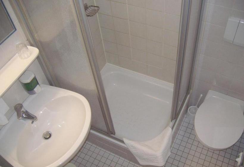 בית מלון כפרי Am Bahnhof