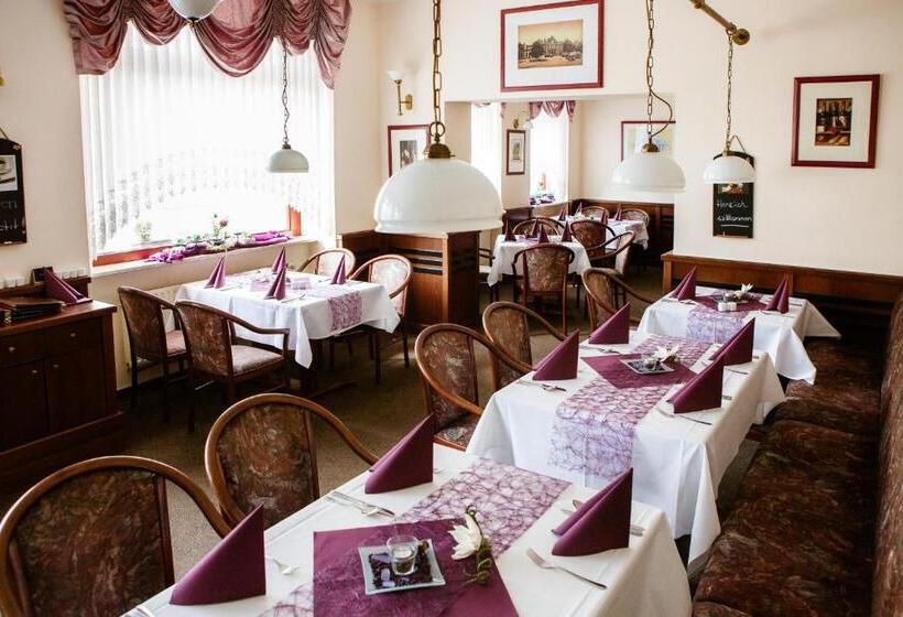 בית מלון כפרי Am Bahnhof