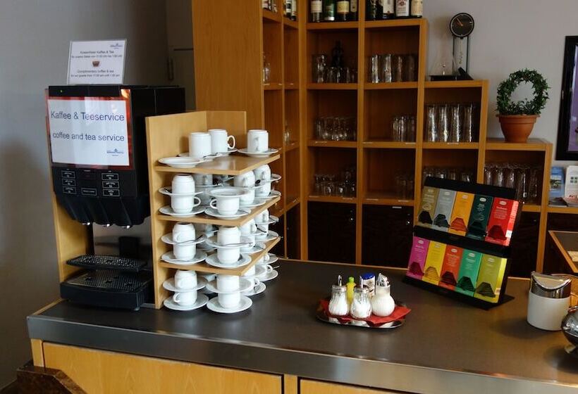 هتل Amber Econtel