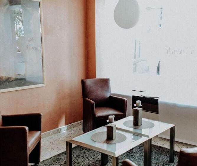 هتل Ars Vivendi Munchen