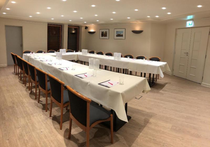 호텔 Arte Schwerin