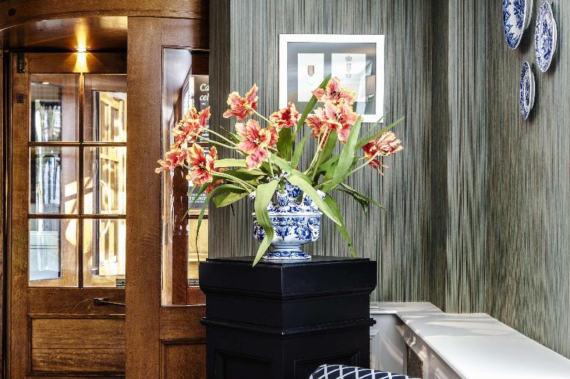 فندق Carlton Ambassador