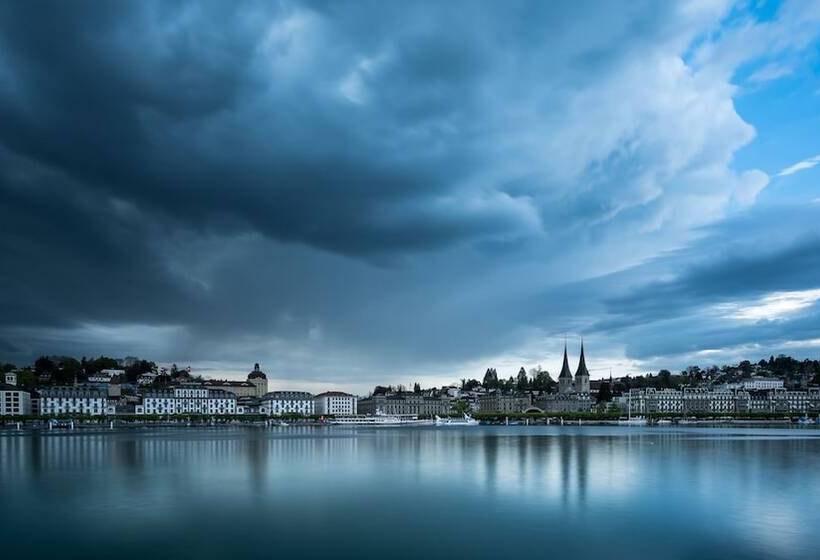فندق Central Luzern