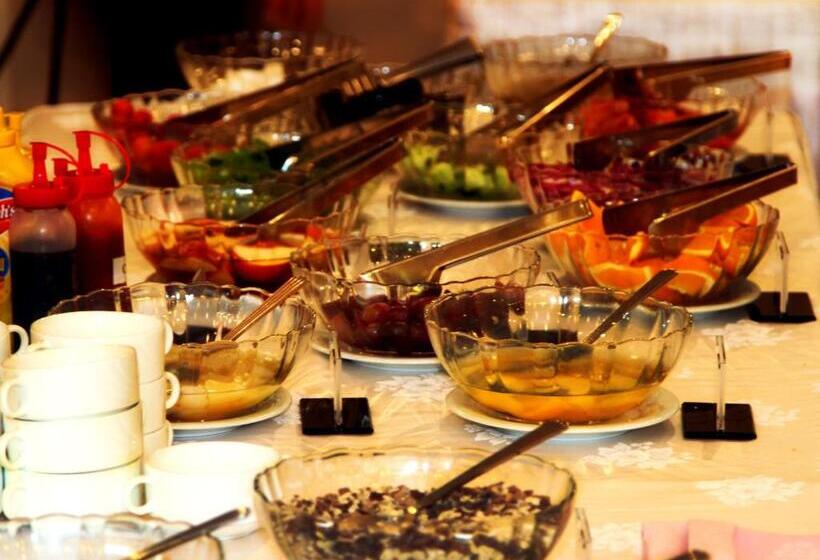 هتل Chinggis Khaan